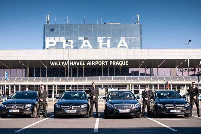 Private Arrival Transfer: Prague Airport - Timing That Works: From Flight Tracking to a Real 1-Hour Estimate