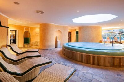Private Custom Full day tour Saxon Switzerland Easy Tour&Unlimited Thermal Baths - Bastei Bridge: why this 1-hour stop is the star moment