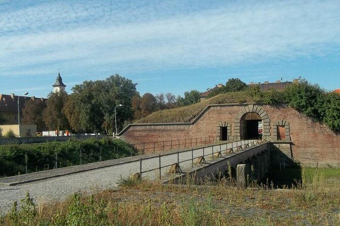 Private Former Concentration Camp Terezin Tour from Prague - Getting to Terezín: pickup, comfort, and a clear start at 9:00