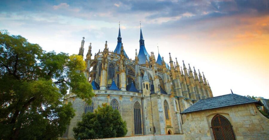 Private Guided Tour from Prague to UNESCO Kutna Hora - Kutná Hora in Six Hours: what the day really feels like