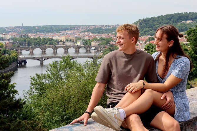 Private Prague Photoshoot for Individuals, Couples and Families - Lennonova zeď option: colorful, meaningful graffiti as your backdrop