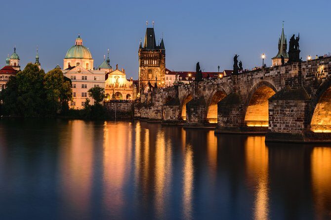 Private Sightseeing in Prague By Night - Municipal House (Náměstí Republiky) and the Smetana Hall Link
