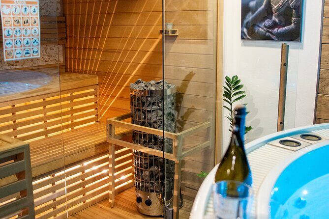Private Spa with Jacuzzi and Sauna - BLACK ZONE - Your included refreshments: prosecco, fruits, water, and Nespresso