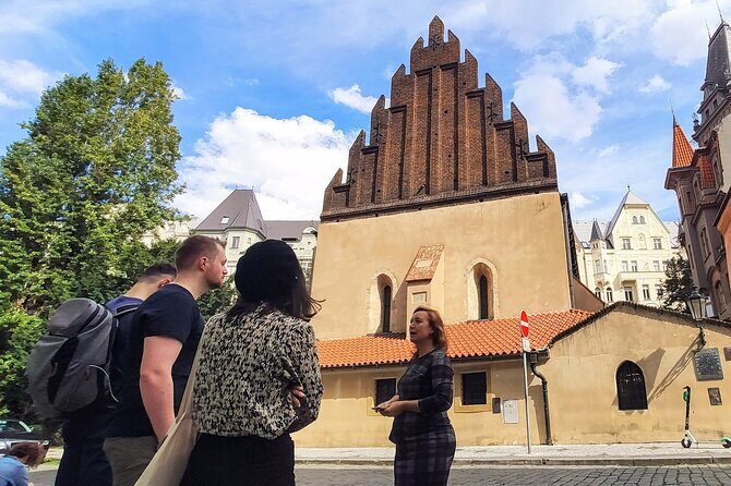 Private Stories of Jewish Prague Walking Tour - Entering the Old-New Synagogue: Gothic 1270 and why it still matters