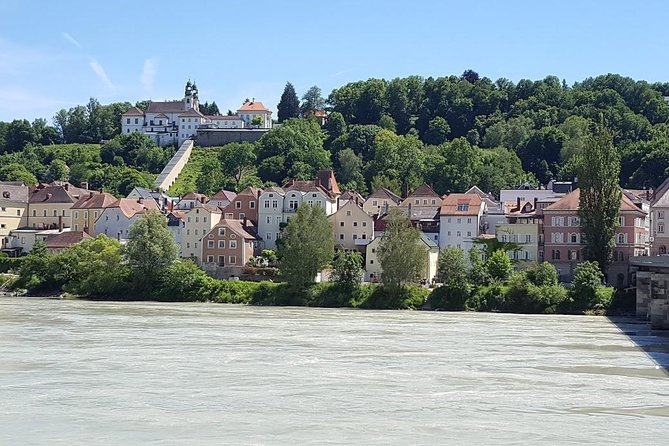 Private Transfer Prague to Passau or Passau to Prague with stop in Cesky Krumlov - Quick hits (what makes this transfer work)
