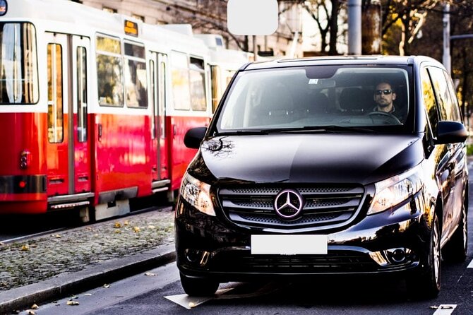 Private Transfer Prague to Passau or Passau to Prague with stop in Cesky Krumlov - Ride comfort: door-to-door, Wi‑Fi, and the small stuff that matters