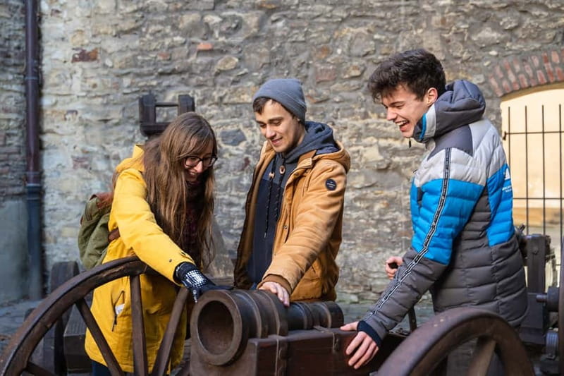 Private Walking tour: From Charles Bridge to Prague Castle - Charles Bridge to Prague Castle: a route that makes sense