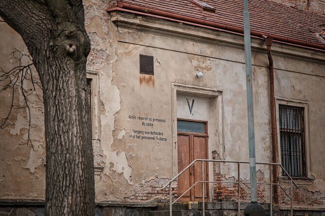 Psychiatric Hospital & Abandoned Cemetery - What to expect emotionally (and who this tour fits best)