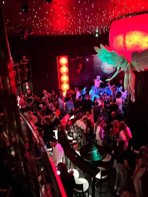 Pub Crawl with Shots and Night Club I Prague - Recovery Room meet-up: the fastest way to get your bearings