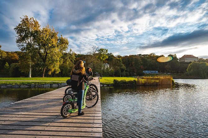 Rent your E-Scooter Hugo Bike in Prague! - Price at $49.37 Per Person: Does It Feel Worth It?