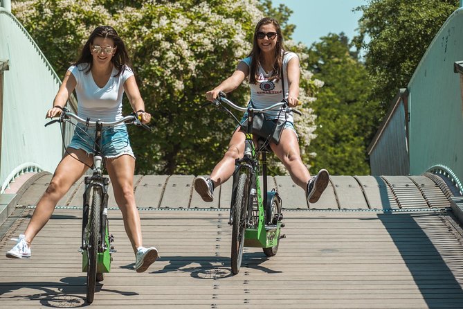 Rent your E-Scooter Hugo Bike in Prague! - What Makes the Guide Experience Good (Without the Hype)