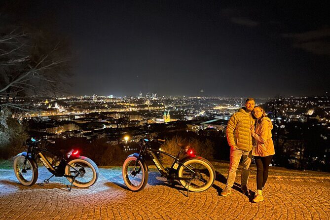 Retro Style E-Bike Night Tour in Prague - Live Guided - Strahovský Klášter (Strahovsky Kloster): church views and a beer pause