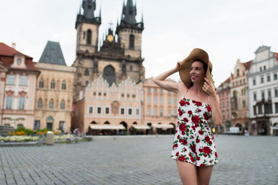Romantic Photoshoot Experience for Couples in Prague - Price and value: is $197 per group worth it?