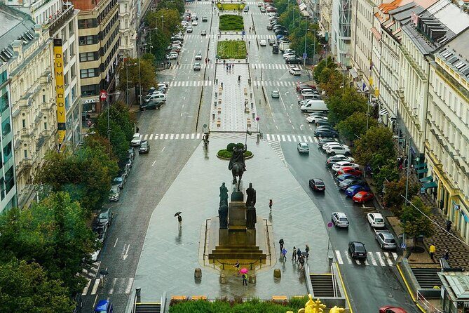 Second World War & Communism (Tip-based 3 hour tour) - Klárov: Second Resistance memorials and the road to independence