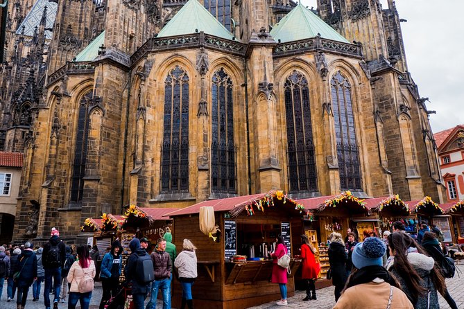 Self-Guided Audio Tour - Prague Castle District - St. George’s Basilica: where 10th-century roots meet later rebuilds