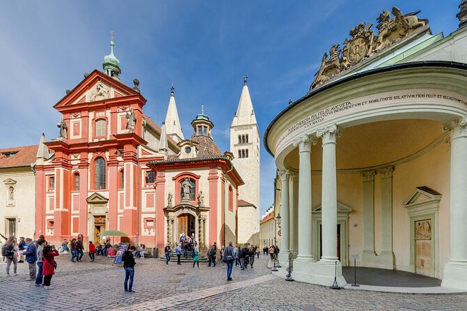 Self-Guided Audio Tour - Prague Castle District - Daliborka tower and the prison-story twist