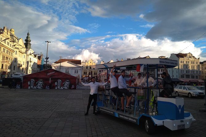 Sightseeing Tour in the Czech Republic: Beer Bike in Pilsen - Historic Stops You Roll Past: Spire Views, Synagogues, and Czech Life