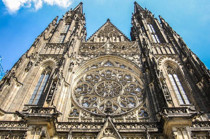 Small-Group Tour of Prague Castle with a local guide - Meeting at Masaryk Square: getting to the First Courtyard with less stress