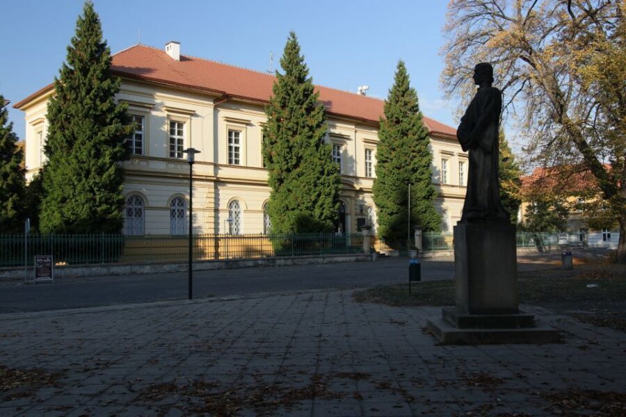 Terezin Memorial: Entry Ticket Combo w. Guided Walking Tour - What the $18 ticket buys you, and where it’s worth it
