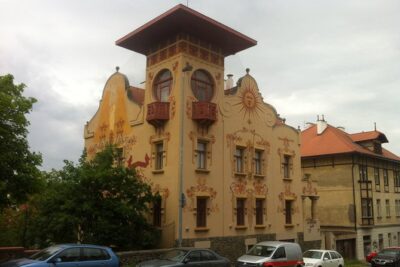 The Ultimate Prague History Tour - Novy Svet first: the New World quarter with breathing room