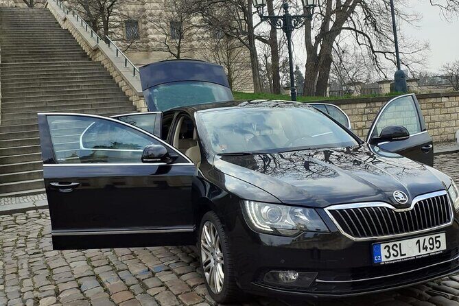 Transfer from Prague Hotel to Airport Prague - The Car Ride: Air-Conditioned Comfort Plus Bag-Friendly Storage