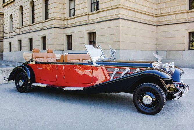 Vintage Cars Prague - Sightseeing Tour 90min / 1-6 pers. - Queen Anne’s Summer Palace: 16th-century views without the grind