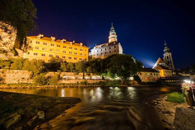 Walking private guided tour in Cesky Krumlov with local certified guide - What’s not included, so you can budget calmly
