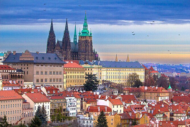 Walking through ages: 11th to 21st century, Prague flavoured - St. Vitus Cathedral: gothic symbolism for Czech state and nation