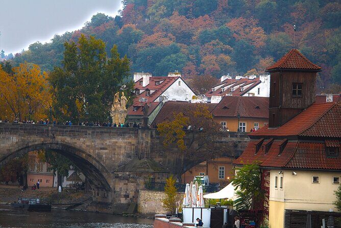 Walking through ages: 11th to 21st century, Prague flavoured - Charles Bridge: a 700-year-old statue gallery with real views