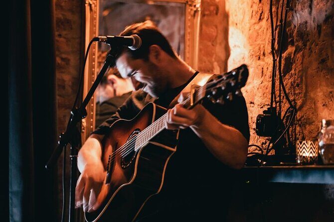 Wednesday Night Live Music and Cocktails Ticket in Kontakt Bar - Key Things to Know Before You Go