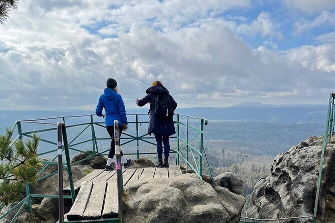 Winterland Tour to Bohemian and Saxon Switzerland from Prague - Bohemian Switzerland’s lunch stop: Czech comfort food without the hunt