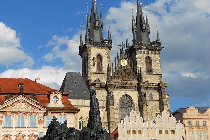 Your own guide for Old Town Highlights and Secrets Tour - Staroměstské náměstí: get your bearings and the stories right away